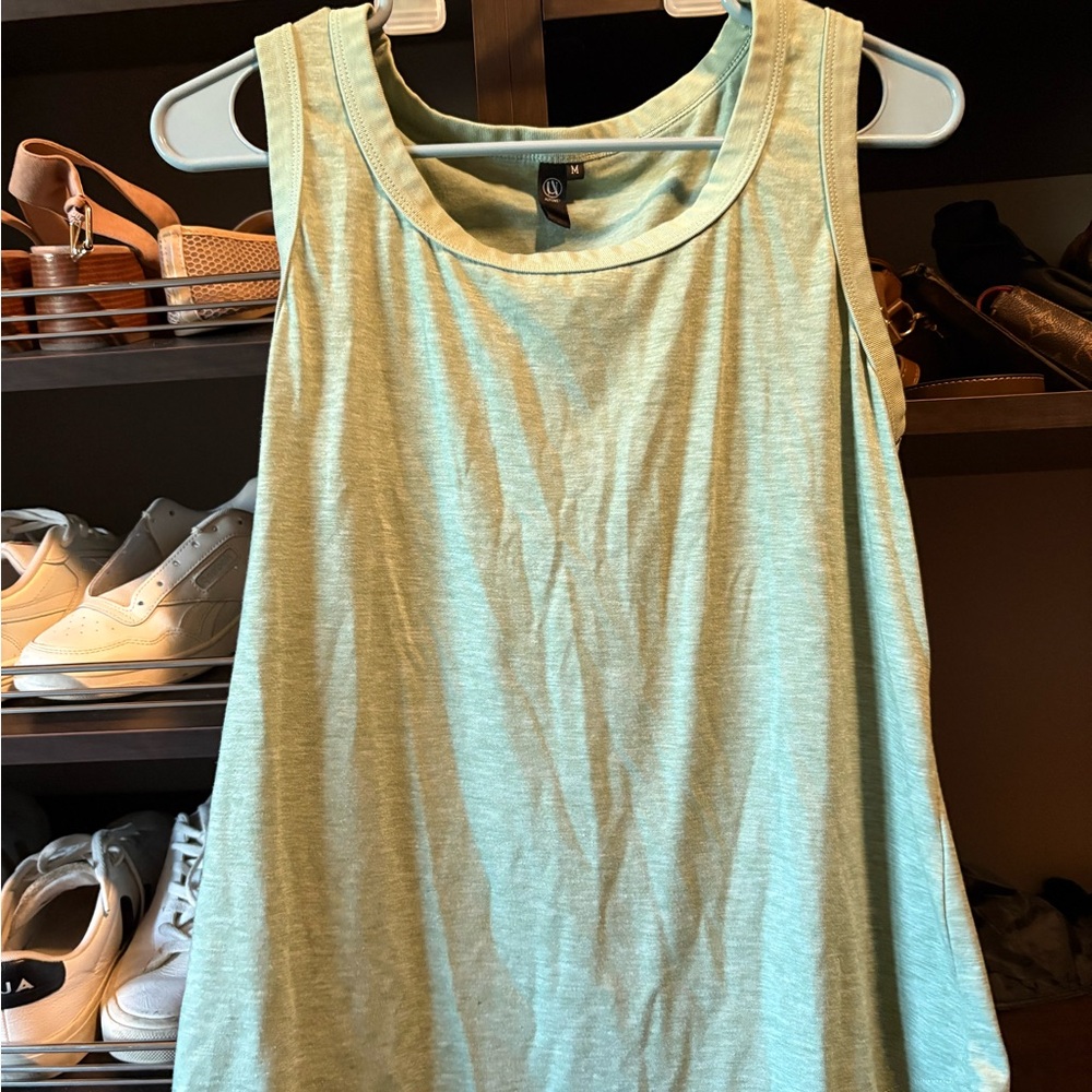 Women's Sleeveless Top - Light Green